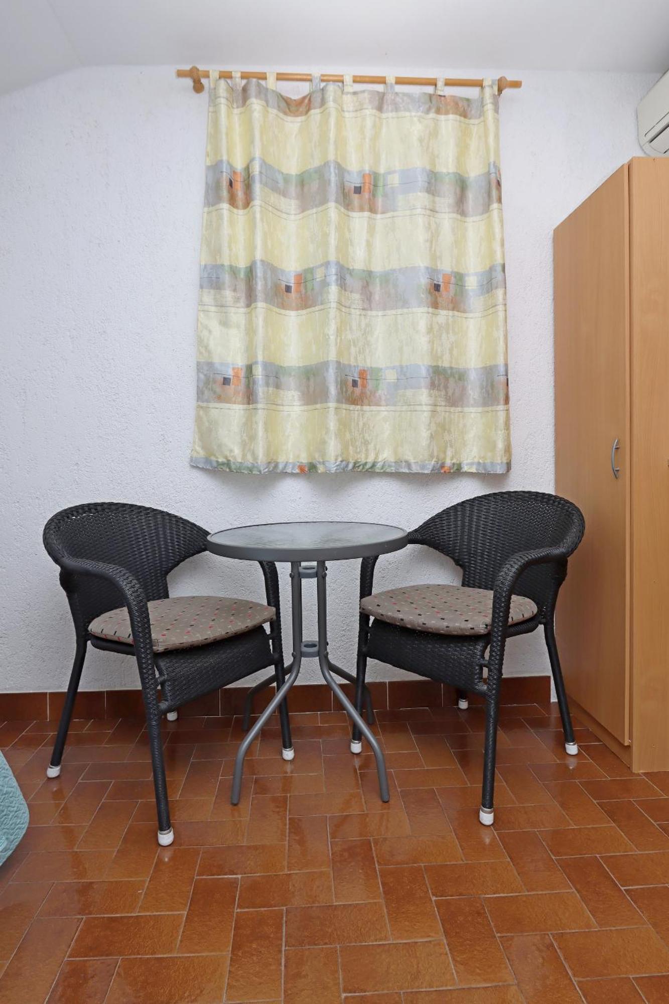 Apartments With A Parking Space Kornic, Krk - 415 Zewnętrze zdjęcie