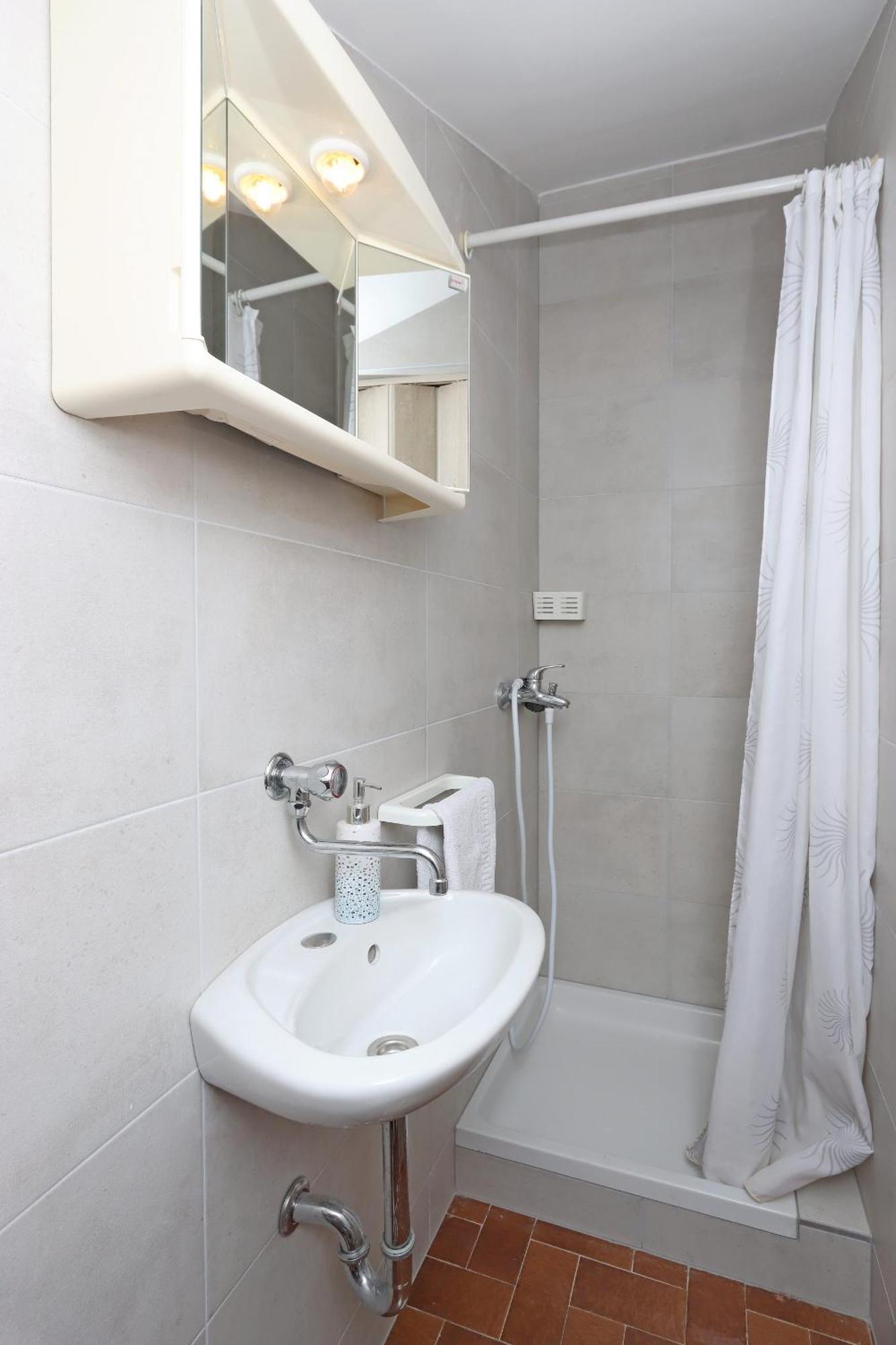 Apartments With A Parking Space Kornic, Krk - 415 Zewnętrze zdjęcie